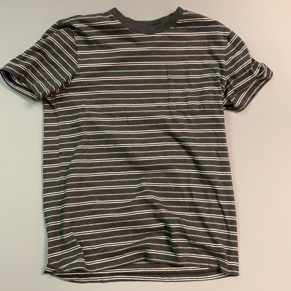 AE STRIPED POCKET T-SHIRT Grey American eagle t-shirt shortsleeved xs